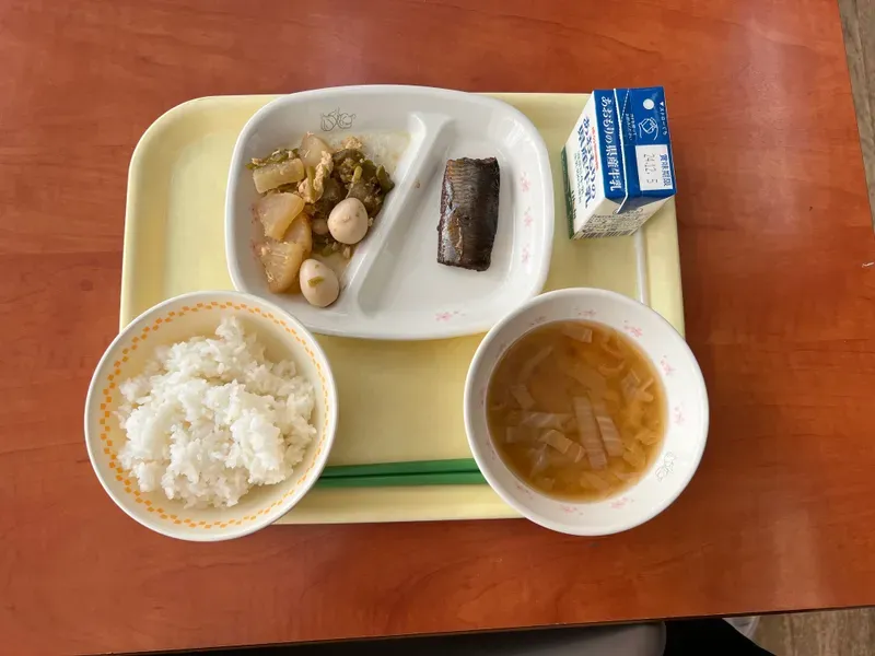 Standard school lunch